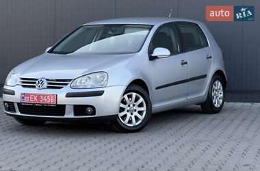 Хетчбек Volkswagen Golf 2006 в Запоріжжі