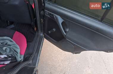 Хэтчбек Volkswagen Golf 1997 в 