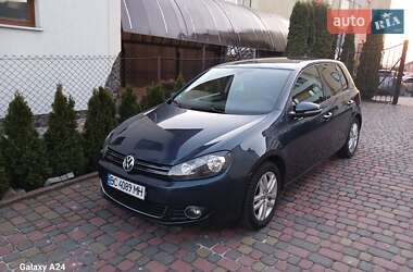 Хэтчбек Volkswagen Golf 2012 в Львове