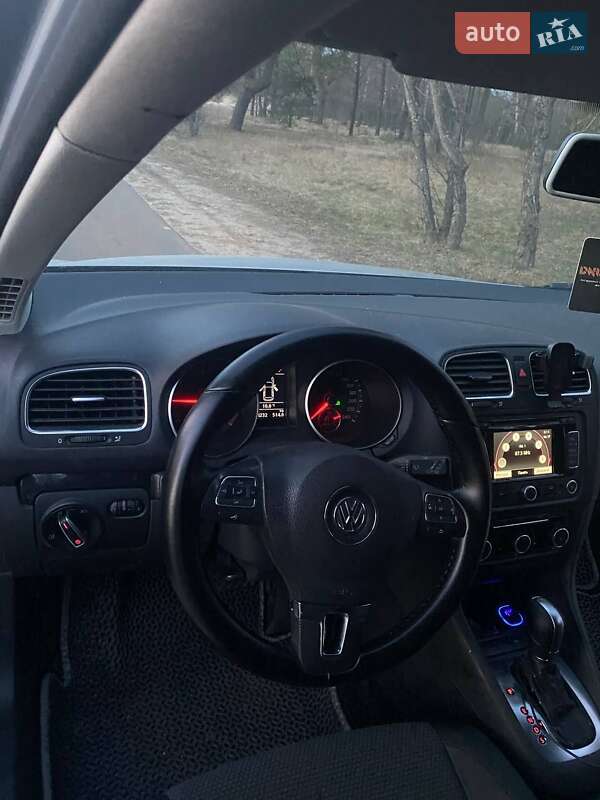 Универсал Volkswagen Golf 2011 в Камне-Каширском