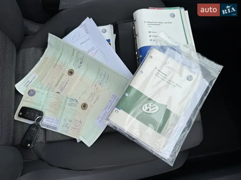 Хетчбек Volkswagen Golf 2007 в Сваляві документ