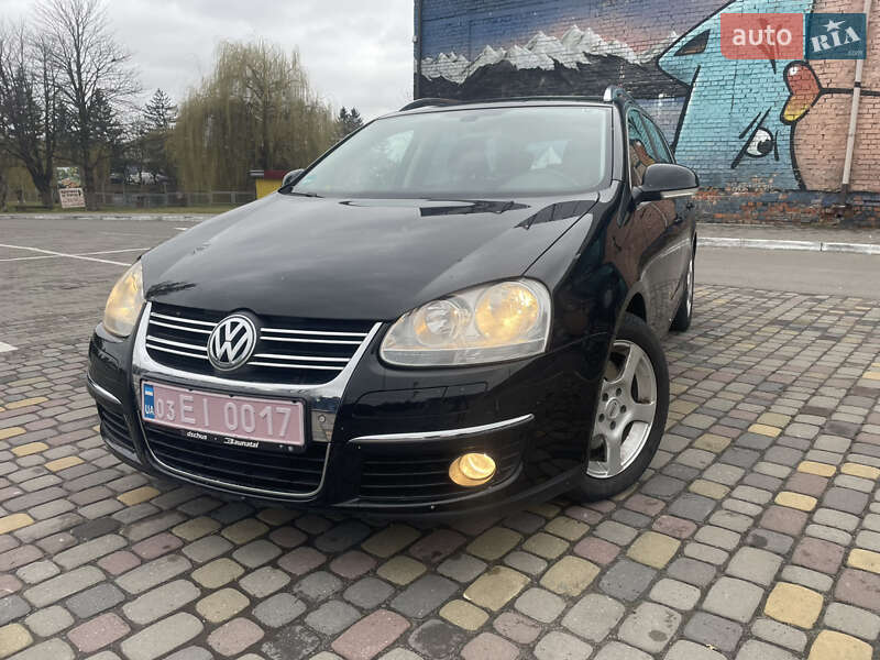 Універсал Volkswagen Golf 2009 в Луцьку
