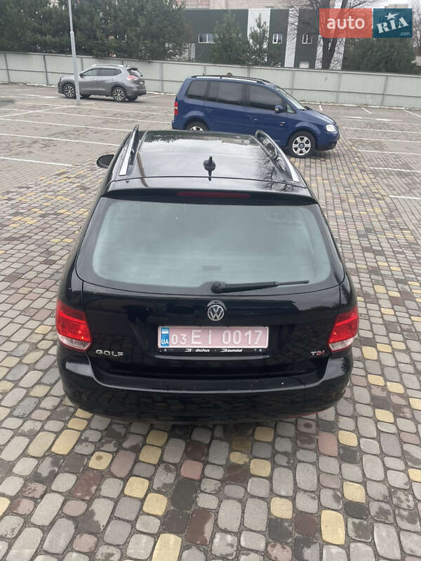 Універсал Volkswagen Golf 2009 в Луцьку