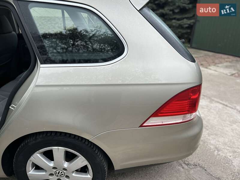 Универсал Volkswagen Golf 2008 в Калуше