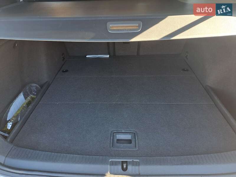 Універсал Volkswagen Golf 2018 в Луцьку