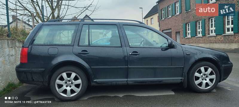 Універсал Volkswagen Golf 2001 в Києві
