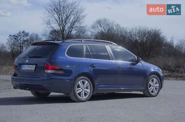 Универсал Volkswagen Golf 2010 в 
