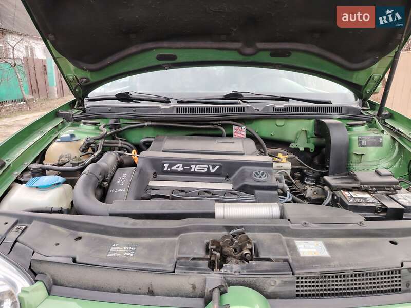 Хэтчбек Volkswagen Golf 1998 в Ахтырке