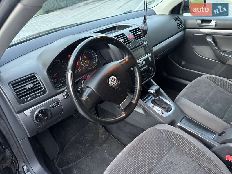 Универсал Volkswagen Golf 2007 в Шепетовке