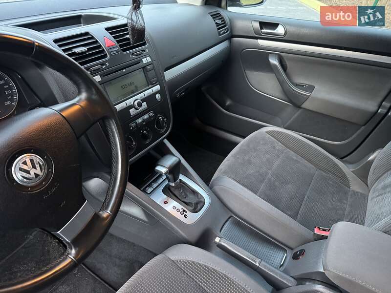 Универсал Volkswagen Golf 2007 в Шепетовке