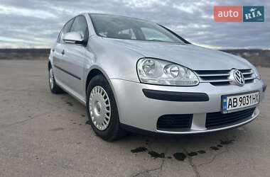 Хетчбек Volkswagen Golf 2005 в Вінниці