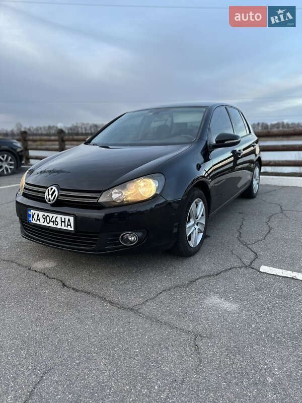 Хэтчбек Volkswagen Golf 2008 в Белой Церкви
