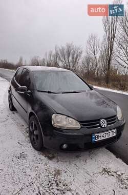 Хэтчбек Volkswagen Golf 2006 в 