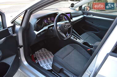 Универсал Volkswagen Golf 2021 в 