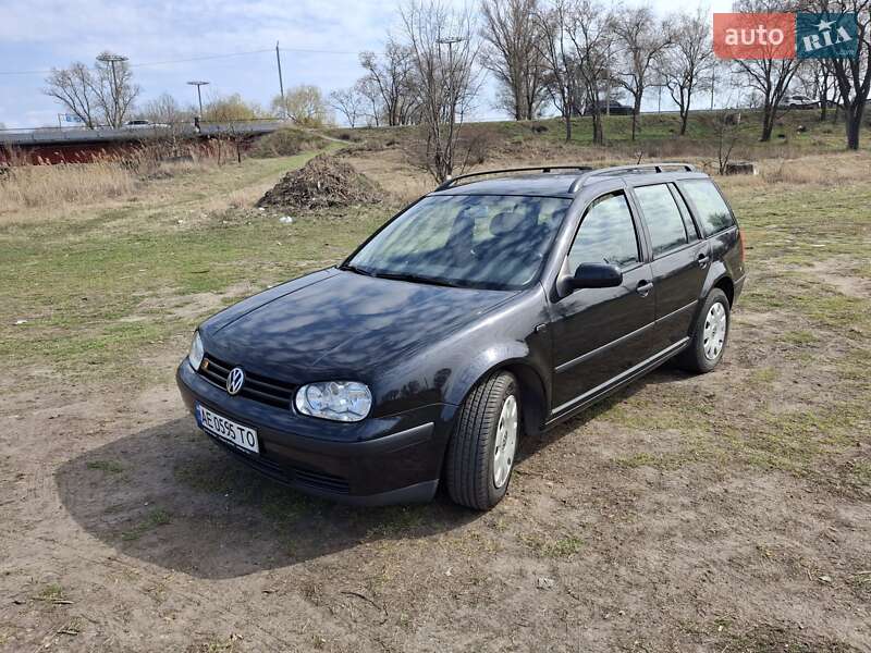Volkswagen Golf 2000