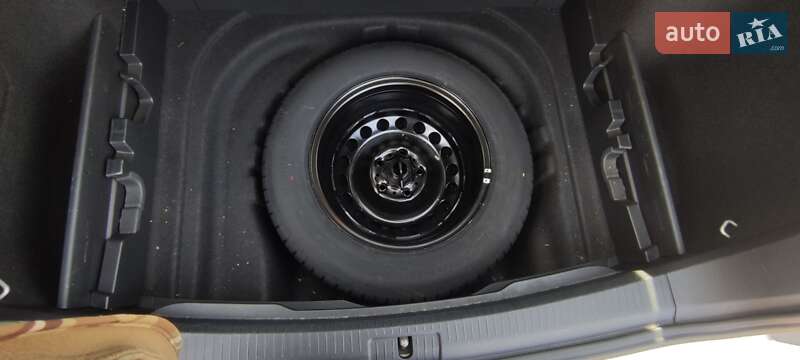 Универсал Volkswagen Golf 2015 в Овруче