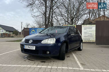 Хетчбек Volkswagen Golf 2006 в Чернівцях