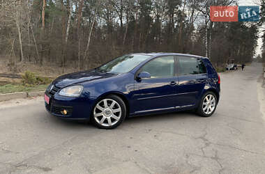 Хетчбек Volkswagen Golf 2008 в 