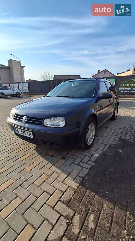 Volkswagen Golf 2001
