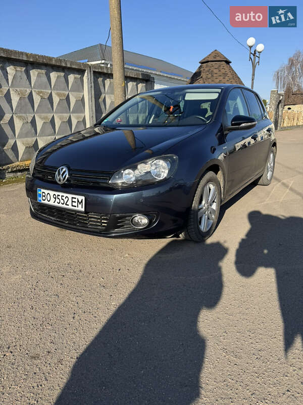 Хетчбек Volkswagen Golf 2012 в Крижополі
