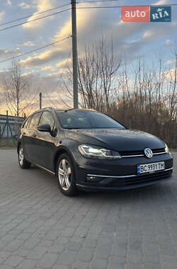 Универсал Volkswagen Golf 2018 в 