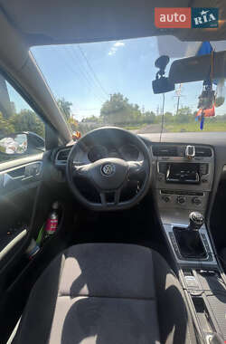 Универсал Volkswagen Golf 2014 в 