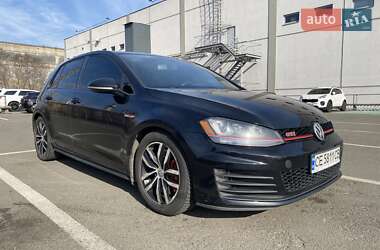 Хетчбек Volkswagen Golf 2016 в 