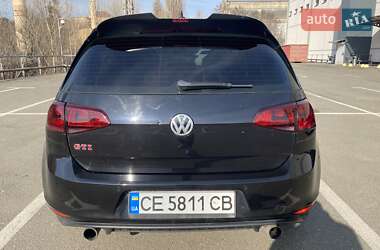 Хетчбек Volkswagen Golf 2016 в 