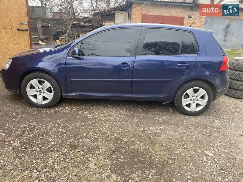 Хетчбек Volkswagen Golf 2005 в Жмеринці
