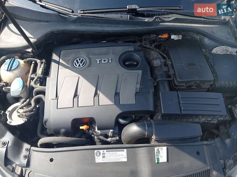 Универсал Volkswagen Golf 2010 в Львове
