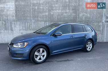 Универсал Volkswagen Golf 2015 в 