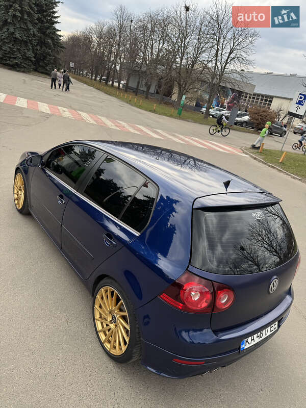 Хетчбек Volkswagen Golf 2006 в Києві