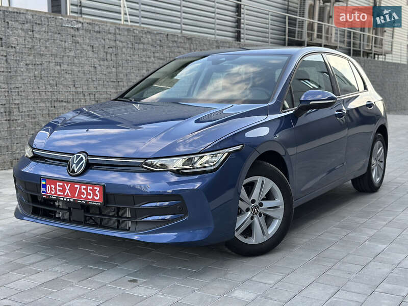 Volkswagen Golf 2024