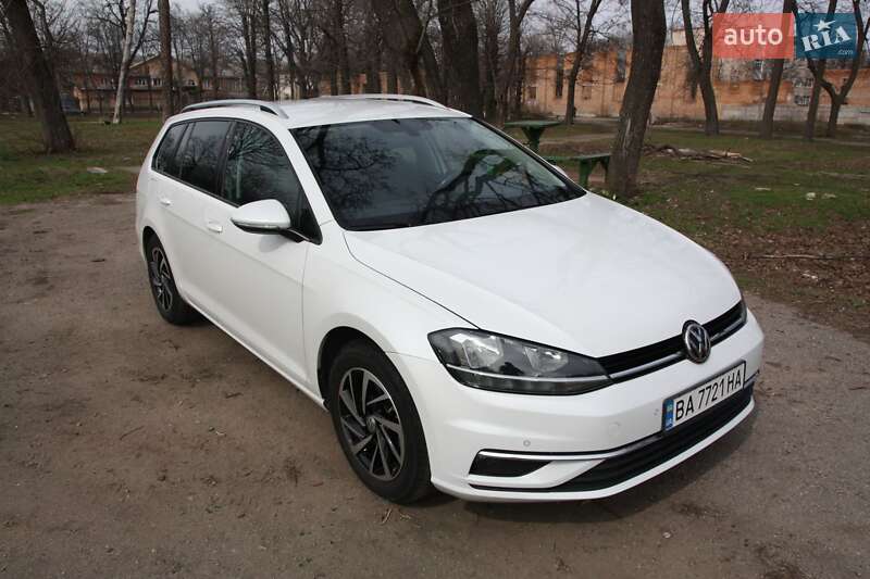 Универсал Volkswagen Golf 2017 в Кропивницком фото 43 Универсал Volkswagen Golf 2017 в Кропивницком
