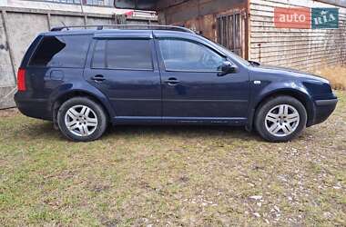 Универсал Volkswagen Golf 2002 в Тернополе