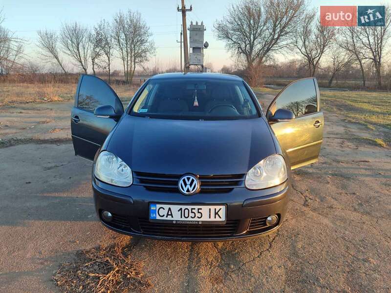 Volkswagen Golf 2005