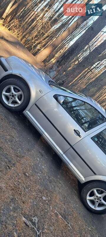 Хэтчбек Volkswagen Golf 2002 в Олевске фото 7 Хэтчбек Volkswagen Golf 2002 в Олевске