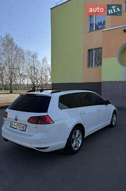 Універсал Volkswagen Golf 2015 в 
