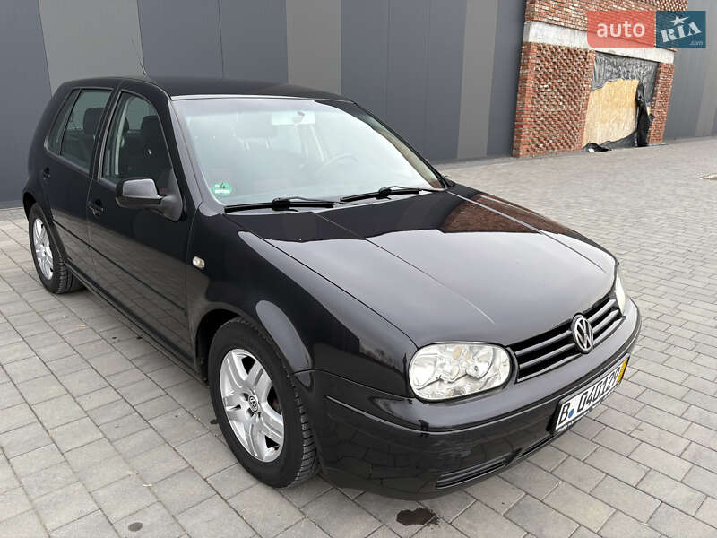 Хэтчбек Volkswagen Golf 2000 в Хмельницком