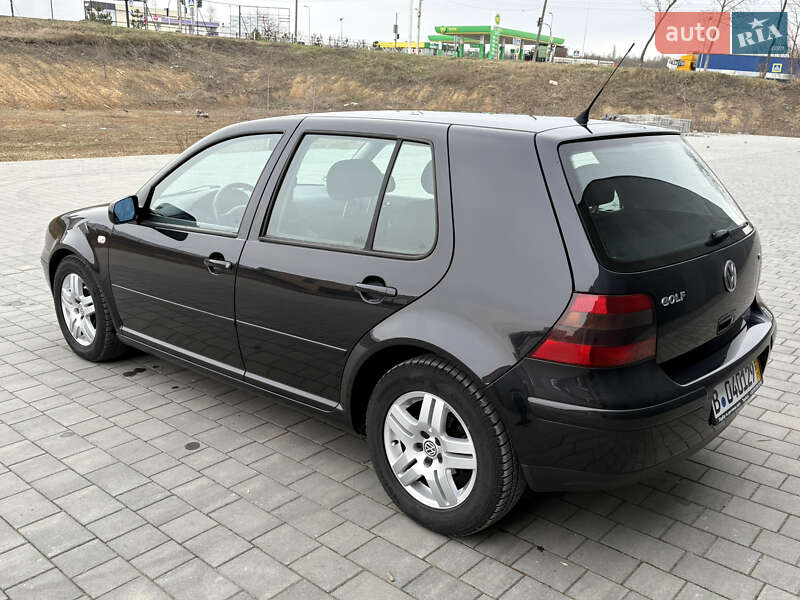 Хэтчбек Volkswagen Golf 2000 в Хмельницком