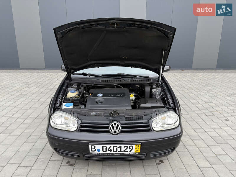 Хэтчбек Volkswagen Golf 2000 в Хмельницком