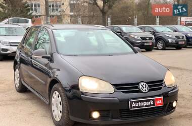 Хэтчбек Volkswagen Golf 2006 в 