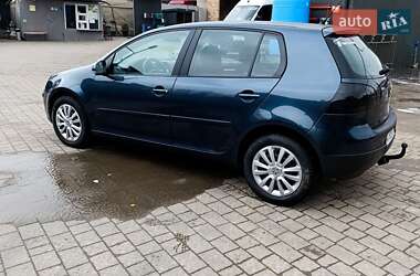 Хетчбек Volkswagen Golf 2007 в 