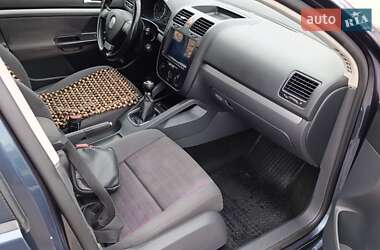 Хетчбек Volkswagen Golf 2007 в 