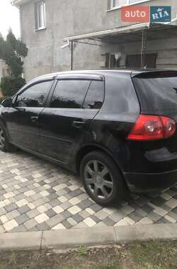 Хэтчбек Volkswagen Golf 2007 в 