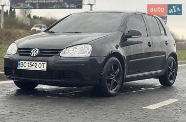 Хетчбек Volkswagen Golf 2008 в 