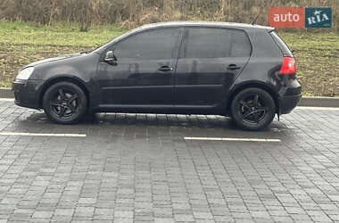 Хетчбек Volkswagen Golf 2008 в 