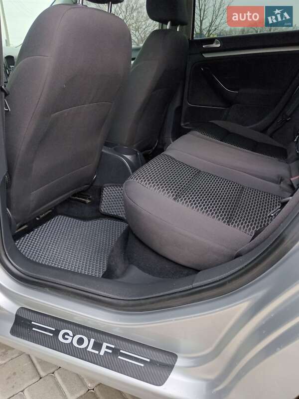 Універсал Volkswagen Golf 2011 в Вознесенську