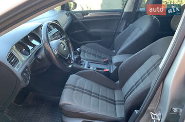 Універсал Volkswagen Golf 2015 в 