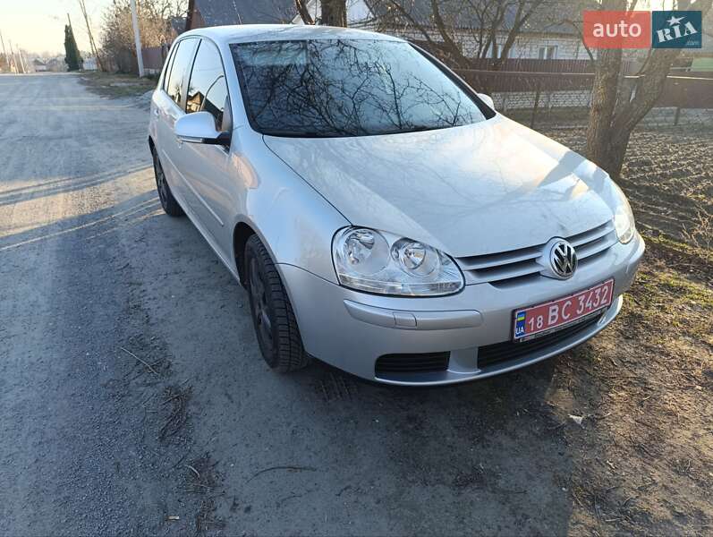 Хэтчбек Volkswagen Golf 2007 в Звягеле